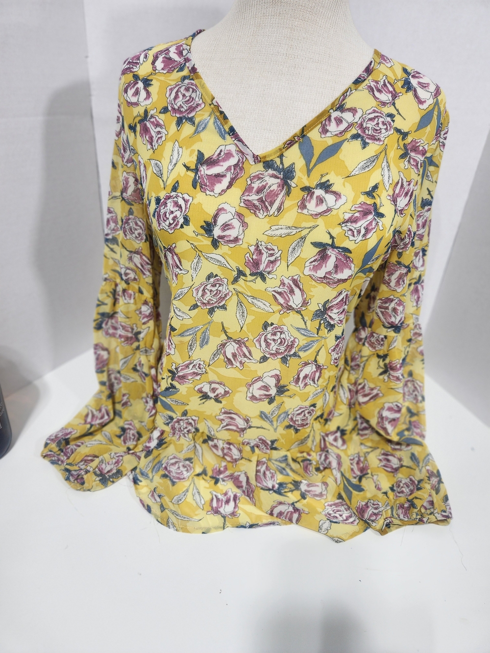 Suzanne Betro Yellow Floral V-Neck Peasant Blouse